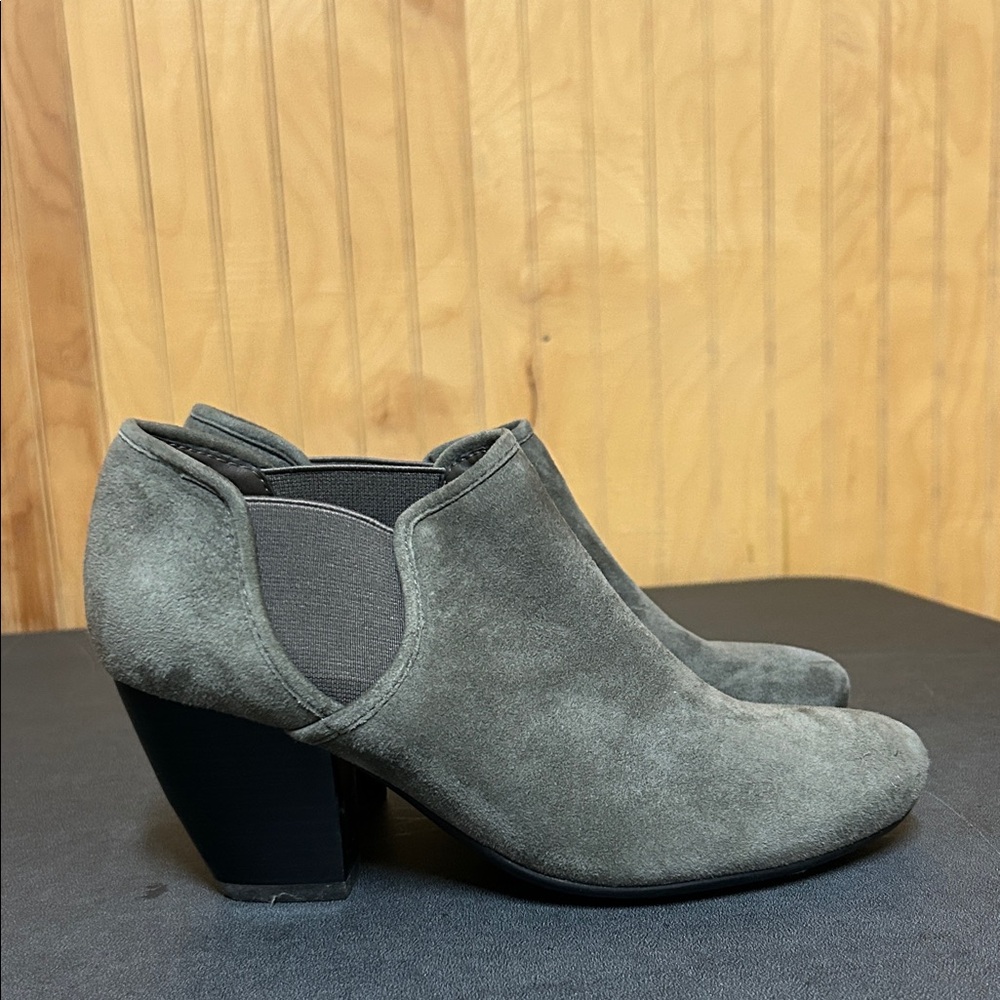 Vaneli Charcoal Suede Ankle Booties